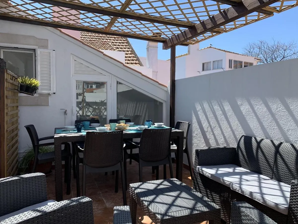 Duplex Apartment With Terrace In Cascais Downtown