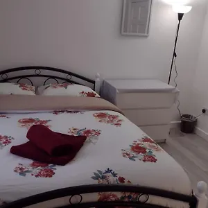 https://apt-baraka-house-royal-victoria.brighton-hotels-england.com
