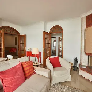Handsome Apartment